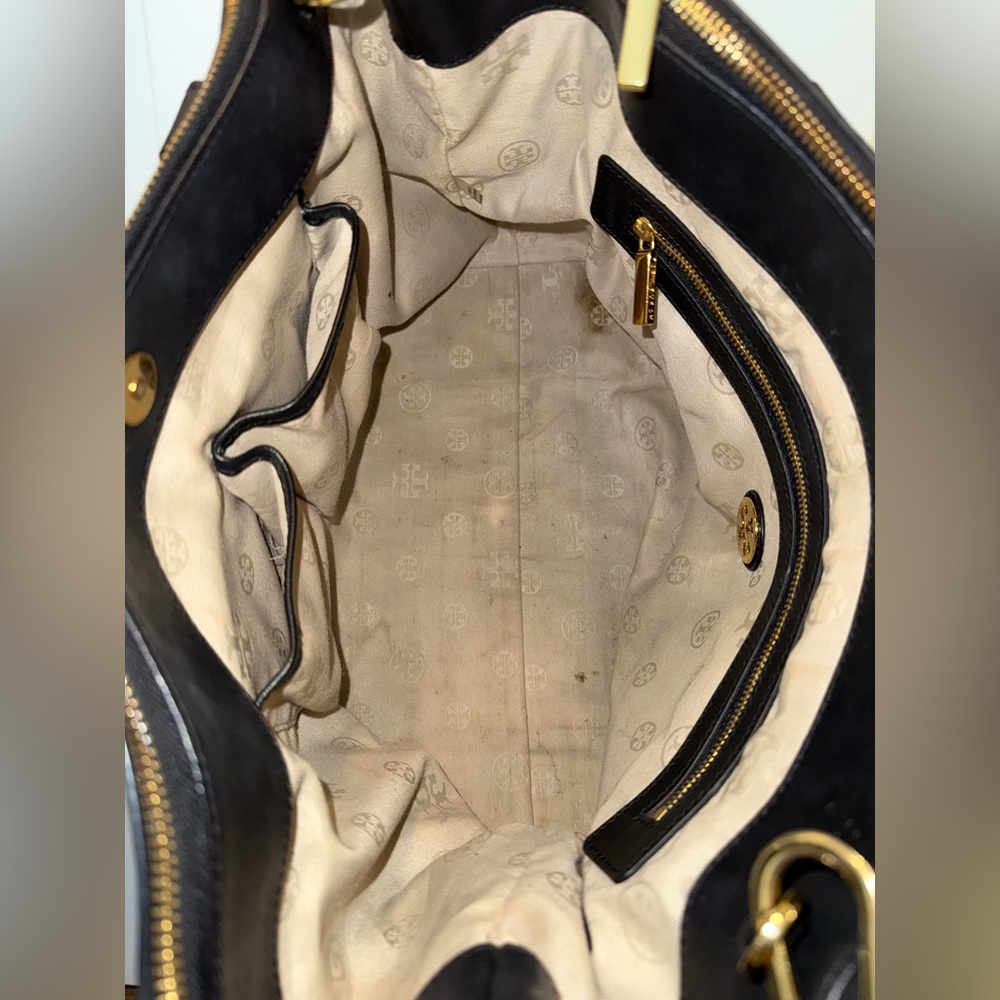 Tory Burch Black Purse - Picture 16 of 16